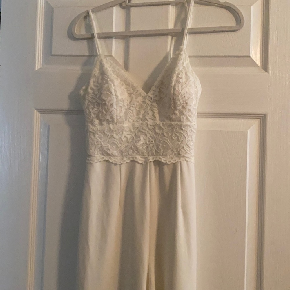 NWT White jumpsuit size XS